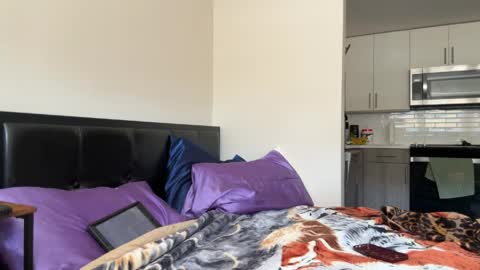 Snapshot of thevixensapphire chatting on March 2026 07:19:01 PM Sapphire the Vixen online show from March 2026 07:19:01 PM