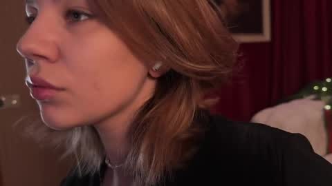 Snapshot of thewetmuse chatting on April 2026 04:46:01 AM Grace Next broadcast - online show from April 2026 04:46:01 AM