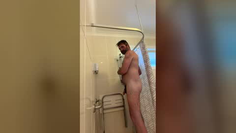 Snapshot of thewildsideofmenow chatting on December 2025 07:36:01 AM thewildsideofmenow online show from December 2025 07:36:01 AM