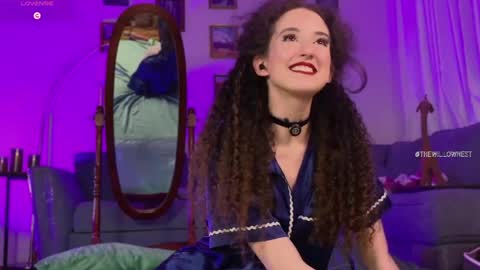 Snapshot of thewillownest chatting on April 2026 02:49:01 PM thewillownest online show from April 2026 02:49:01 PM