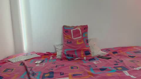 Snapshot of thiago__diaz chatting on October 2025 01:45:02 PM Thiago Diaz online show from October 2025 01:45:02 PM