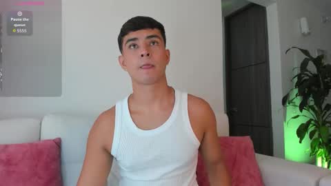Snapshot of thiago_connor21 chatting on March 2026 04:00:02 PM Thiago online show from March 2026 04:00:02 PM