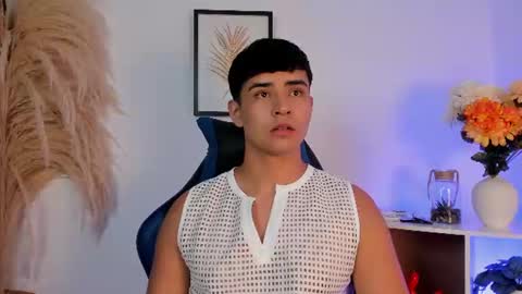 Snapshot of thiago_connor21 chatting on June 2026 10:14:02 PM Thiago online show from June 2026 10:14:02 PM