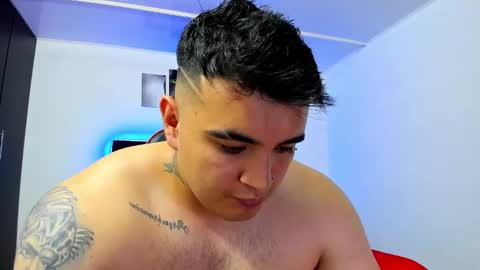 Snapshot of thiago_cp01 chatting on March 2025 08:52:02 AM Thiago online show from March 2025 08:52:02 AM