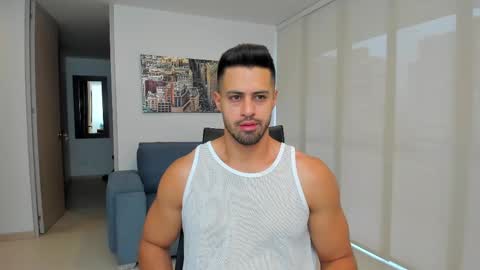 thiago_driussi online show from February 2025 12:41:02 PM