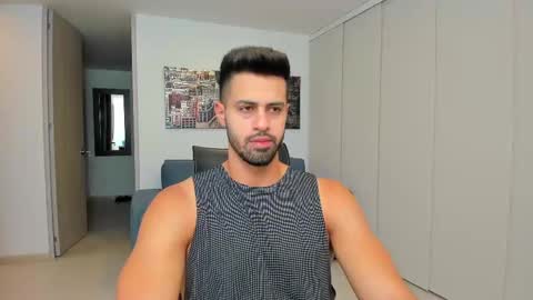 thiago_driussi online show from February 2025 01:46:02 AM