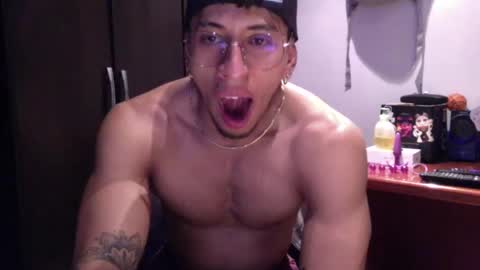 Snapshot of thiago_happy chatting on March 2025 05:11:02 AM thiago_happy online show from March 2025 05:11:02 AM