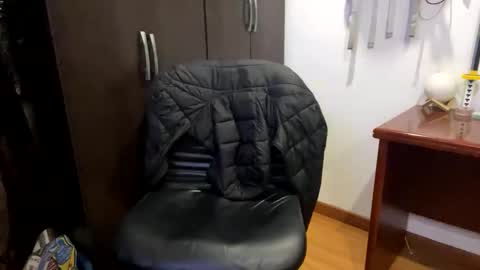 Snapshot of thiago_happy chatting on December 2025 03:48:01 AM thiago_happy online show from December 2025 03:48:01 AM