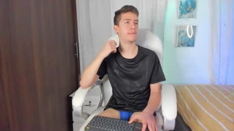 Snapshot of thiago_james69 chatting on September 2025 01:16:01 AM Manuel online show from September 2025 01:16:01 AM