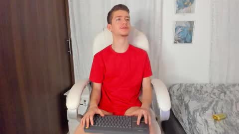 Snapshot of thiago_james69 chatting on October 2025 05:26:02 AM Manuel online show from October 2025 05:26:02 AM