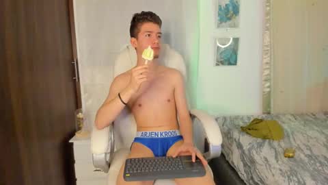 Snapshot of thiago_james69 chatting on October 2025 03:38:01 AM Manuel online show from October 2025 03:38:01 AM