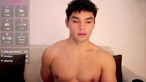 Snapshot of thiago_l chatting on March 2025 03:43:02 AM Just Thiago online show from March 2025 03:43:02 AM