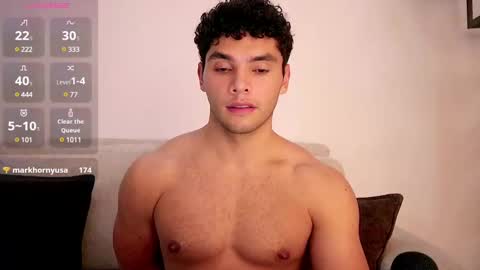 Snapshot of thiago_l chatting on March 2025 01:12:01 AM Just Thiago online show from March 2025 01:12:01 AM