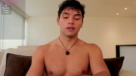 Snapshot of thiago_l chatting on January 2026 06:10:01 PM Just Thiago online show from January 2026 06:10:01 PM