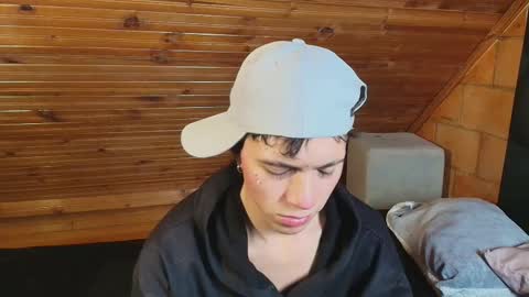 thiago_n_sam online show from November 2025 02:44:01 AM