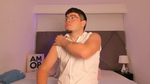 Snapshot of thiago_occonor chatting on October 2025 12:49:02 PM thiago_occonor online show from October 2025 12:49:02 PM