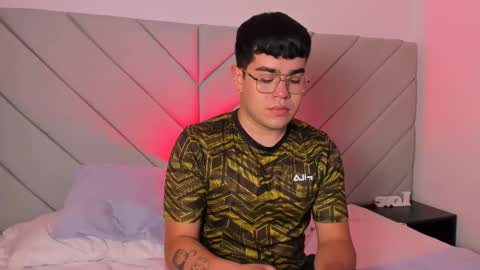 Snapshot of thiago_occonor chatting on November 2025 02:12:01 AM thiago_occonor online show from November 2025 02:12:01 AM