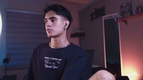 Snapshot of thiago_rockwell chatting on December 2024 04:18:01 AM Thiago online show from December 2024 04:18:01 AM