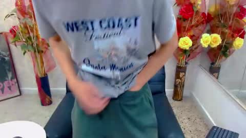 thiago_twink38 online show from October 2025 04:08:02 AM