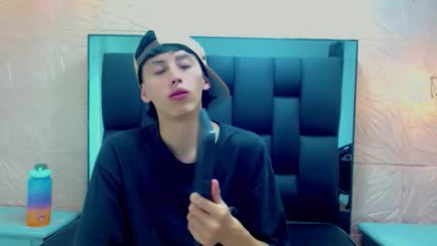 thiago_twink38 online show from November 2025 05:41:01 AM