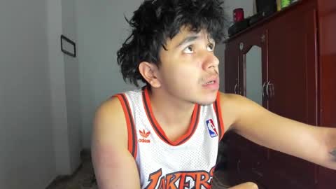 Thiago online show from October 2025 02:15:02 PM