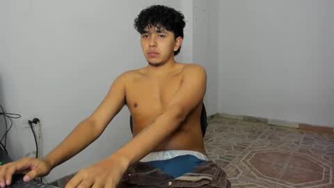 Thiago online show from November 2025 03:26:02 PM