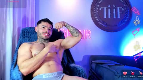 Snapshot of thiagoferrari1 chatting on October 2025 01:00:02 AM thiago online show from October 2025 01:00:02 AM