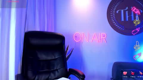 Snapshot of thiagoferrari1 chatting on October 2025 11:17:02 PM thiago online show from October 2025 11:17:02 PM