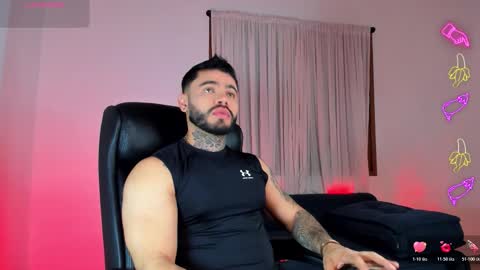 Snapshot of thiagoferrari1 chatting on November 2025 05:18:02 AM thiago online show from November 2025 05:18:02 AM