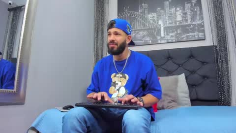 Thia Gomez online show from December 2024 12:14:02 PM