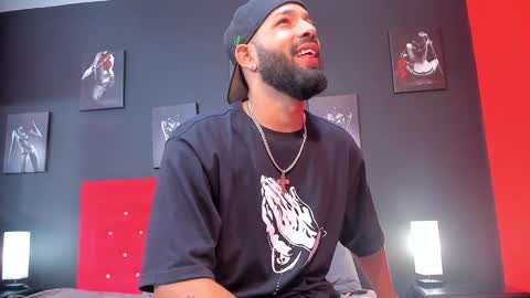 Thia Gomez online show from January 2025 12:16:01 PM