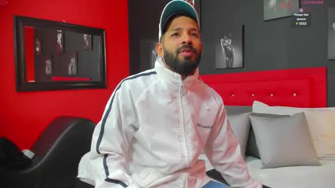 Thia Gomez online show from March 2025 12:22:02 PM