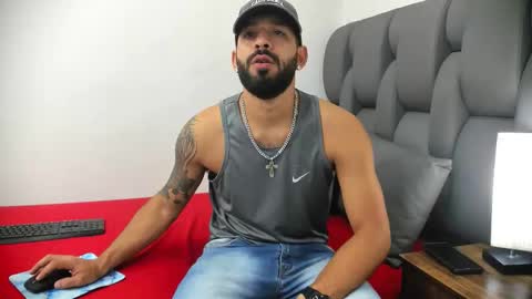 Snapshot of thiagomez17 chatting on March 2026 07:04:02 PM Thia Gomez online show from March 2026 07:04:02 PM