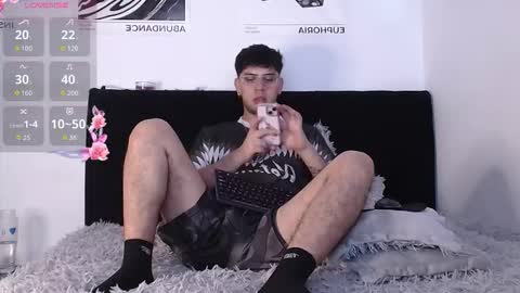 Snapshot of thiagoriver chatting on January 2026 11:51:01 PM Thiago River online show from January 2026 11:51:01 PM