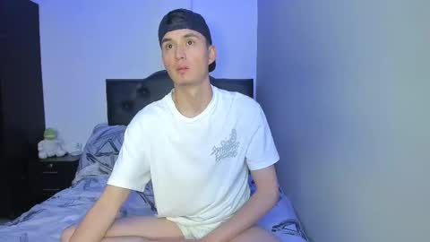 Snapshot of thiagowells_ chatting on December 2025 01:55:02 AM Thiago Wells online show from December 2025 01:55:02 AM
