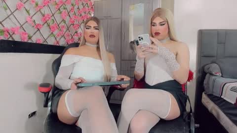 Snapshot of thiara_veky chatting on February 2026 06:59:02 PM Thiara online show from February 2026 06:59:02 PM