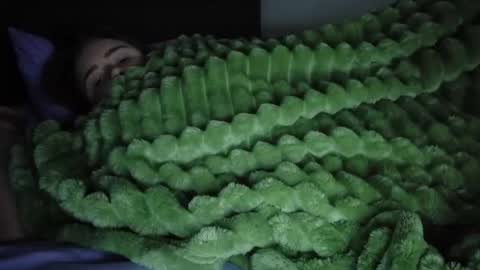 Jess online show from October 2025 06:02:02 AM