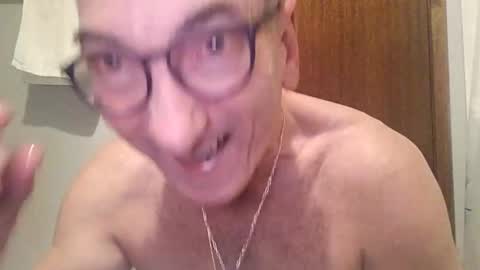 thick2handcurve online show from December 2024 12:25:02 PM