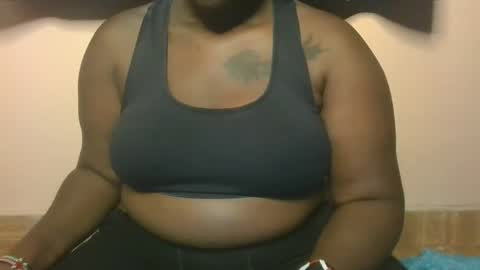 Snapshot of thick_godess chatting on October 2025 04:46:02 AM thick_godess online show from October 2025 04:46:02 AM