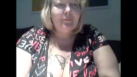 thickdarkangel online show from April 2026 02:12:01 PM