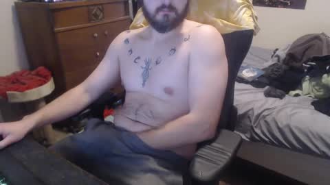 Snapshot of thickgarrett chatting on December 2024 08:47:01 PM thickgarrett online show from December 2024 08:47:01 PM