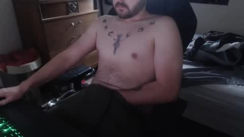 Snapshot of thickgarrett chatting on January 2025 05:11:02 PM thickgarrett online show from January 2025 05:11:02 PM