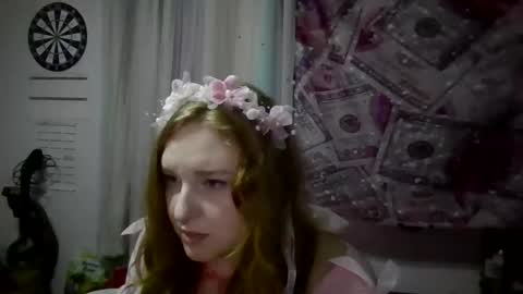 Ariel online show from December 2025 12:51:02 AM