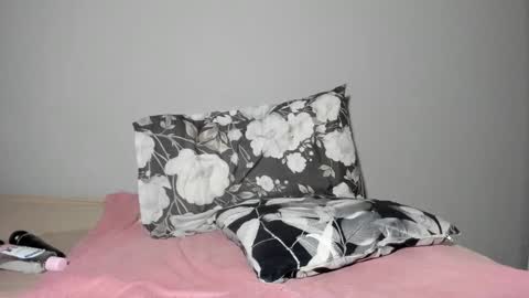 thickleeyanax online show from February 2025 11:14:02 PM