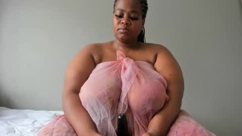 thickleeyanax online show from February 2025 08:28:02 AM