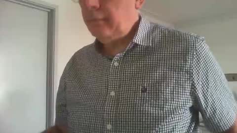 Snapshot of thickmelnik chatting on December 2024 01:18:01 AM James online show from December 2024 01:18:01 AM