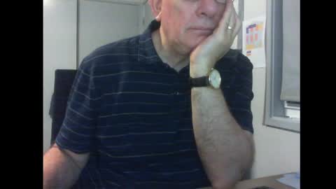Snapshot of thickmelnik chatting on January 2025 02:20:01 PM James online show from January 2025 02:20:01 PM
