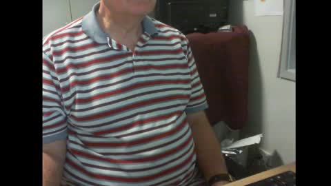 Snapshot of thickmelnik chatting on January 2025 12:21:01 PM James online show from January 2025 12:21:01 PM