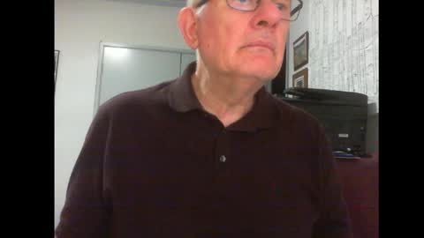 Snapshot of thickmelnik chatting on January 2025 12:16:01 PM James online show from January 2025 12:16:01 PM