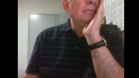 Snapshot of thickmelnik chatting on January 2025 02:21:01 PM James online show from January 2025 02:21:01 PM